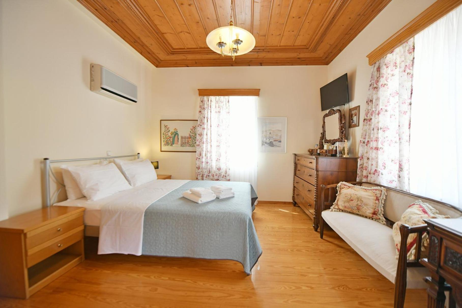 Leonard - Comfort * Hydra (Saronic Islands)